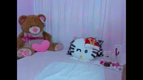 Antonella online show from 4, 12, 2024