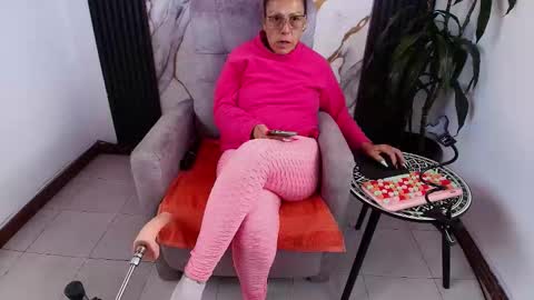 Milf Brend online show from 15, 3, 2026