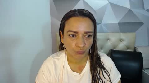 milf_hugeboobs online show from 14, 11, 2025