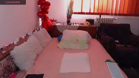 milfdolores online show from 29, 1, 2025
