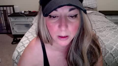 MILF Monee online show from 27, 12, 2024
