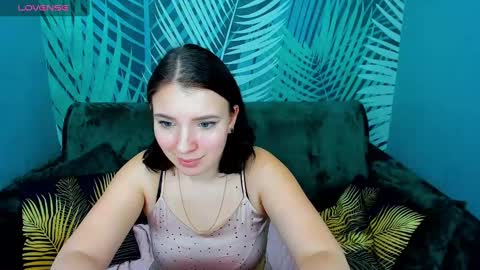 milinafox online show from 7, 3, 2025