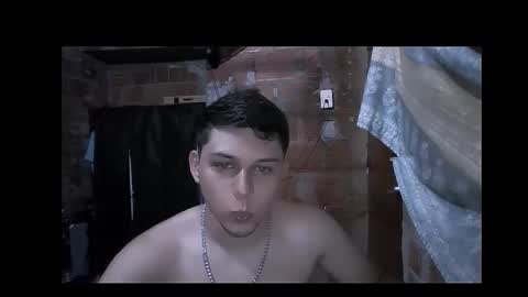 milk_boy25 online show from 17, 9, 2025