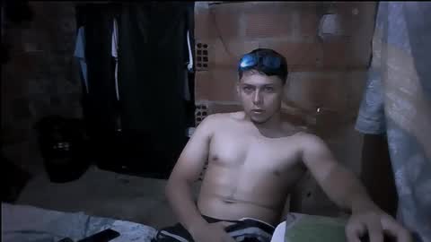 milk_boy25 online show from 7, 10, 2025