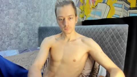 Snapshot of milkiwy chatting on 16, 11, 2025 Isaac online show from 16, 11, 2025