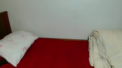 Snapshot of milla_nova chatting on 11, 11, 2025 nova online show from 11, 11, 2025