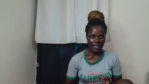 Snapshot of milla_nova chatting on 29, 11, 2025 nova online show from 29, 11, 2025