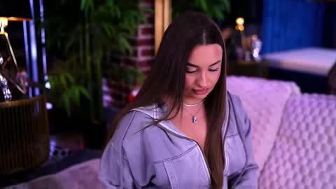 Snapshot of milla_serene chatting on 28, 2, 2026 Milla online show from 28, 2, 2026