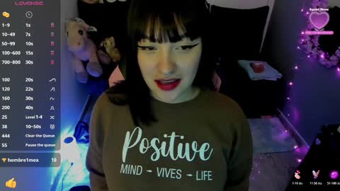 Snapshot of millandiux chatting on 27, 10, 2025 millandiux online show from 27, 10, 2025