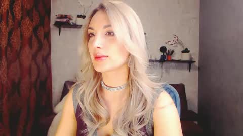 Snapshot of millaxqueen chatting on 14, 2, 2025 MillaXQueen online show from 14, 2, 2025