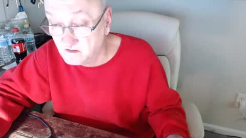 Snapshot of millenium0129 chatting on 9, 12, 2024 millenium0129 online show from 9, 12, 2024