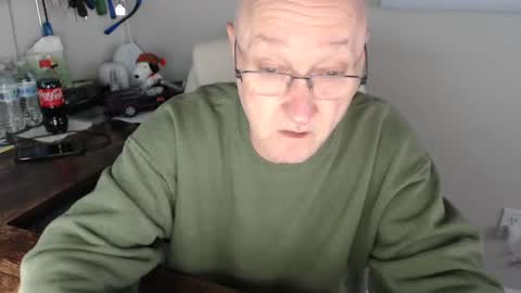 Snapshot of millenium0129 chatting on 20, 12, 2024 millenium0129 online show from 20, 12, 2024