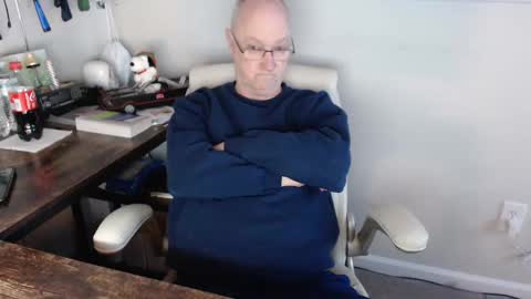 Snapshot of millenium0129 chatting on 18, 2, 2025 millenium0129 online show from 18, 2, 2025