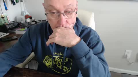 Snapshot of millenium0129 chatting on 4, 3, 2025 millenium0129 online show from 4, 3, 2025