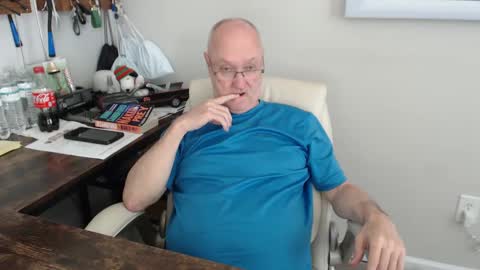 Snapshot of millenium0129 chatting on 9, 9, 2025 millenium0129 online show from 9, 9, 2025