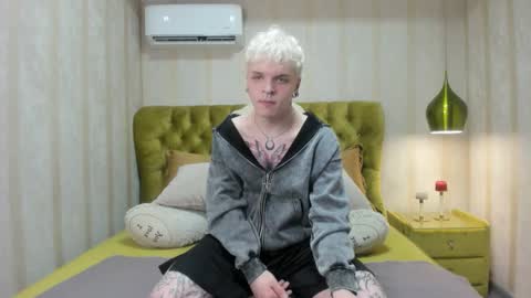 Snapshot of millerbilly chatting on 17, 12, 2025 millerbilly online show from 17, 12, 2025