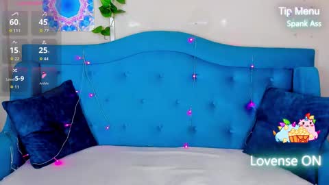 Snapshot of millibrooks chatting on 20, 11, 2025 Milly online show from 20, 11, 2025