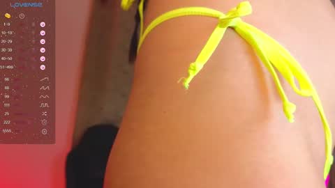 Snapshot of milly_01 chatting on 10, 1, 2025 Milly online show from 10, 1, 2025