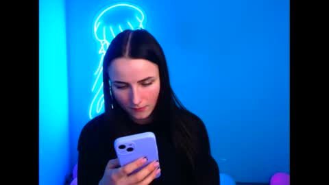Milly online show from 17, 2, 2025