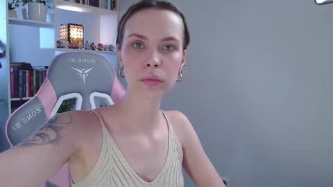 Milly online show from 17, 2, 2025
