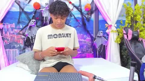 miltondelis online show from 28, 10, 2025