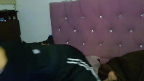 Snapshot of milucortes2529 chatting on 27, 9, 2025 vaiolet 25 online show from 27, 9, 2025