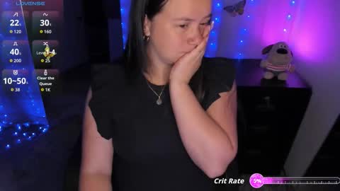 Snapshot of milysauria_ chatting on 5, 11, 2025 Mily online show from 5, 11, 2025