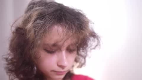 Snapshot of mimilicks chatting on 17, 10, 2025 IRIS online show from 17, 10, 2025