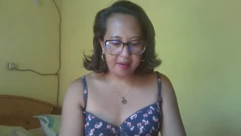 Snapshot of mimisou513 chatting on 28, 10, 2025 misou online show from 28, 10, 2025