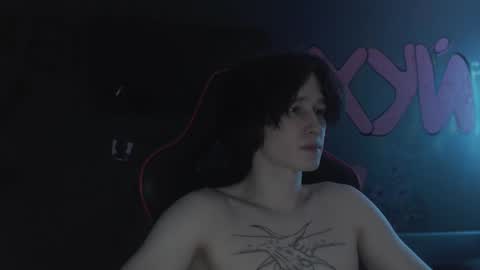 Max online show from 7, 10, 2025