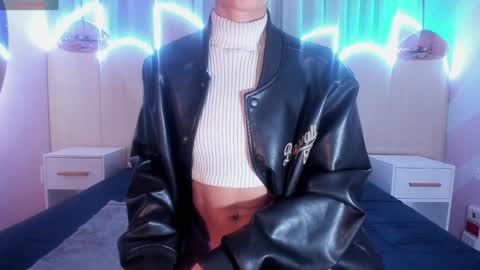 Minji online show from 6, 2, 2025