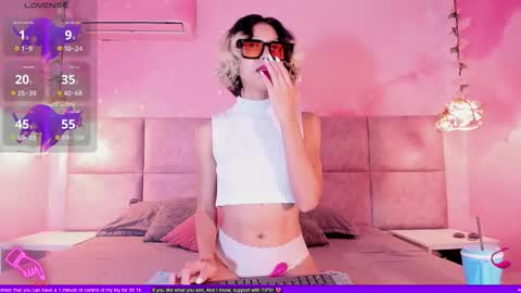 Minji online show from 29, 9, 2025
