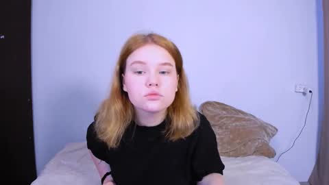 hi Im Mina  online show from 9, 9, 2025