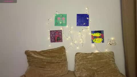 Snapshot of mina27372 chatting on 7, 3, 2026 hi Im Mina online show from 7, 3, 2026