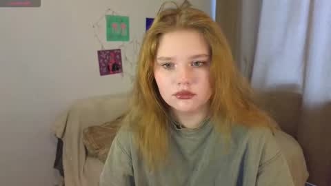 Snapshot of mina27372 chatting on 21, 3, 2026 hi Im Mina online show from 21, 3, 2026