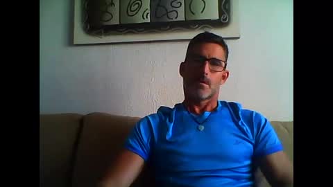 Snapshot of mindthestep chatting on 14, 10, 2025 MIND online show from 14, 10, 2025