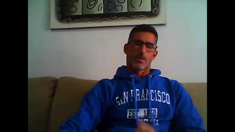 Snapshot of mindthestep chatting on 19, 11, 2025 MIND online show from 19, 11, 2025