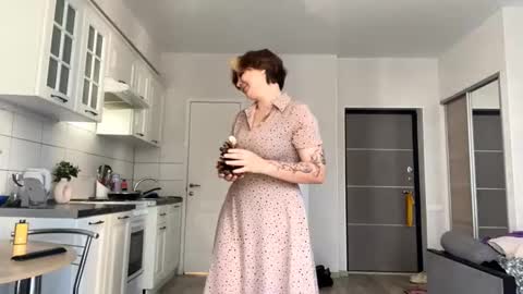 Luna Moon online show from 3, 10, 2025