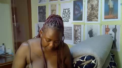 Snapshot of mini_karee chatting on 15, 3, 2026 mini_karee online show from 15, 3, 2026