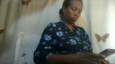 Snapshot of minie4tina chatting on 11, 11, 2025 Minie4Tina online show from 11, 11, 2025