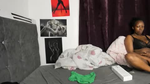 minlavine online show from 8, 10, 2025