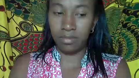 Snapshot of minouch211907 chatting on 8, 10, 2025 minouch211907 online show from 8, 10, 2025