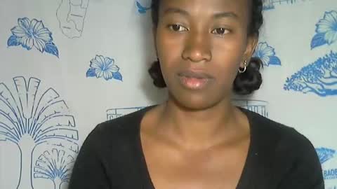 minouch211907 online show from 19, 12, 2025