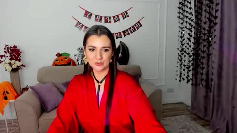 Snapshot of mintydaze chatting on 6, 11, 2025 Jessi online show from 6, 11, 2025