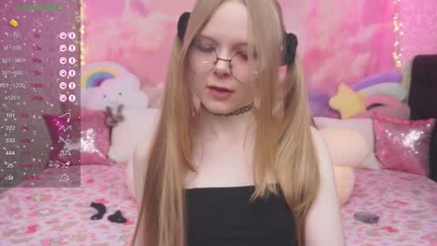 Vikki online show from 2, 2, 2025