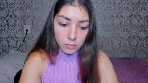 Snapshot of mira_bloempje chatting on 14, 10, 2025 Mira online show from 14, 10, 2025