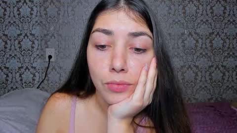 Snapshot of mira_bloempje chatting on 16, 10, 2025 Mira online show from 16, 10, 2025