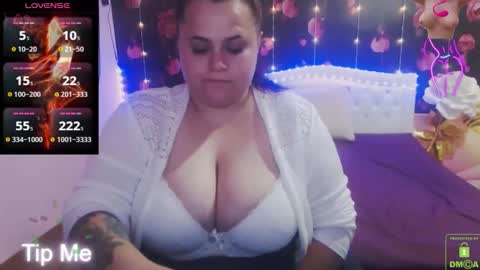 Snapshot of mira_cle_ chatting on 9, 10, 2025 mira_cle_ online show from 9, 10, 2025