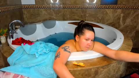 Snapshot of mira_karter chatting on 5, 12, 2024 Mira online show from 5, 12, 2024