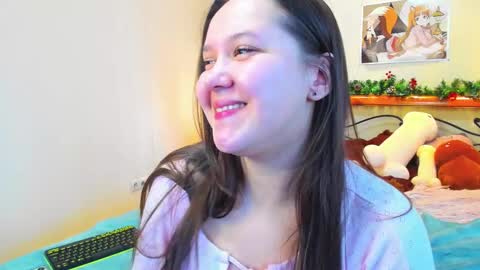 Snapshot of mira_karter chatting on 5, 1, 2025 Mira online show from 5, 1, 2025